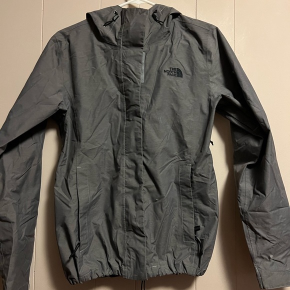 The North Face Venture 2 Waterproof Hooded Rain Jacket Grey Medium NF0A2VCR - Picture 1 of 13